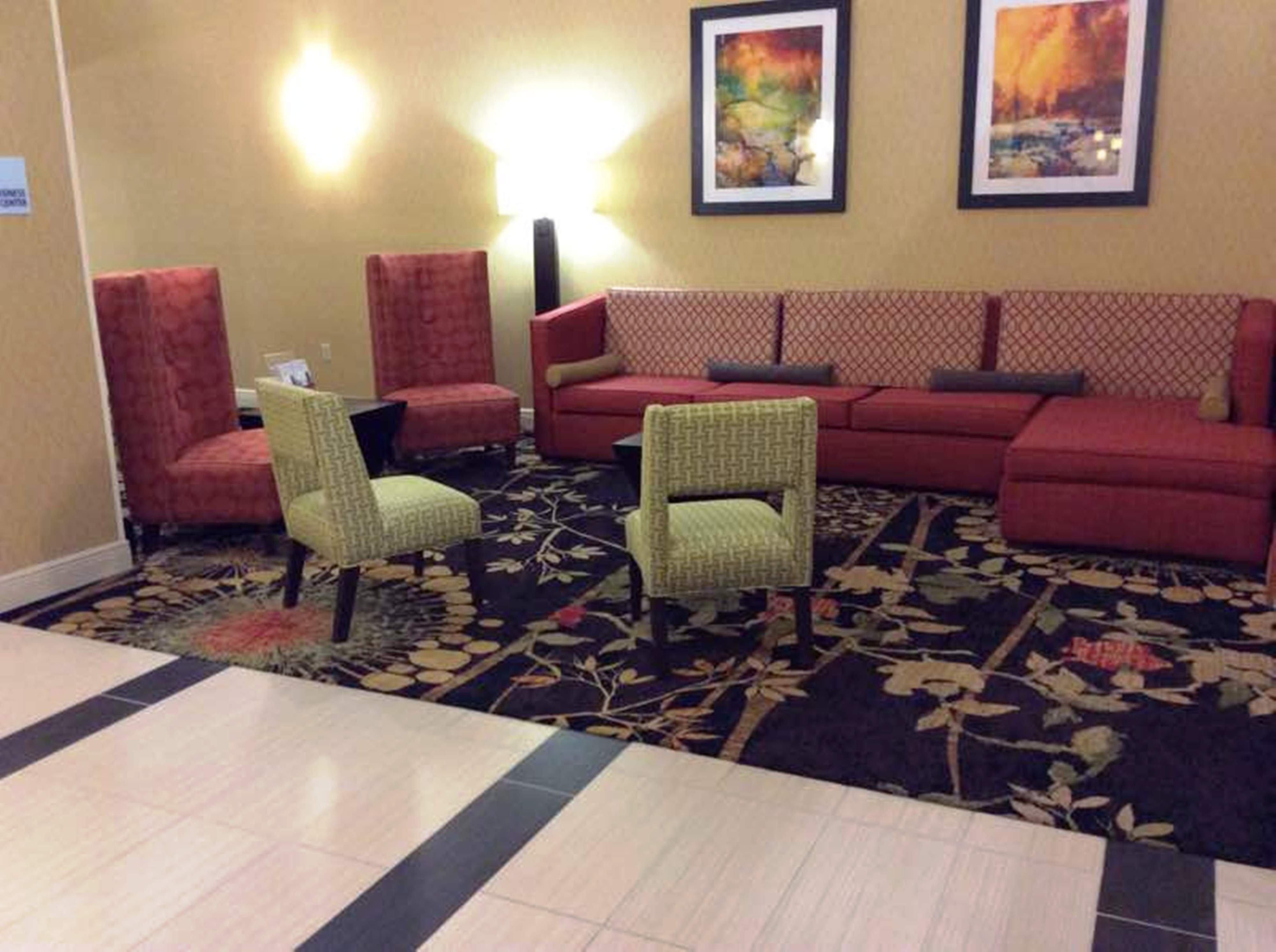 Holiday Inn Express Hotel & Suites Forest By Ihg Екстер'єр фото